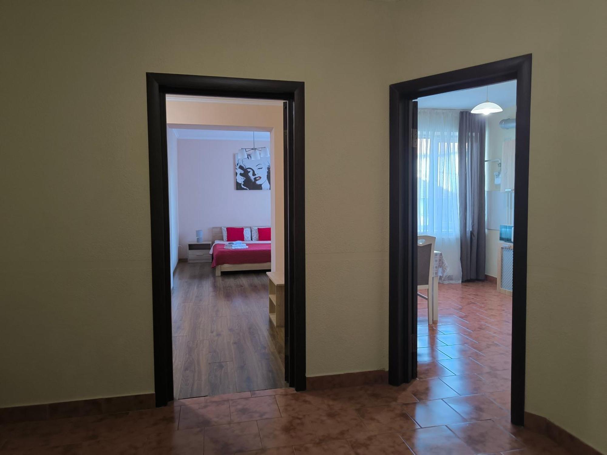 Apartments Domovik Мостова 5 Кв 37 Mukačevo Esterno foto